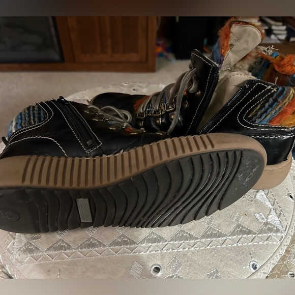 Josef Seibel boots, 39(8-8-1/2) is size, multi colored - Picture 4 of 6